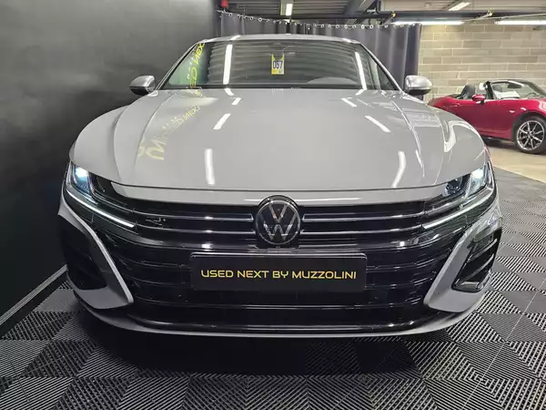 Volkswagen Arteon R Shooting Brake 2.0 TSI 320cv 4motion - Photo 2