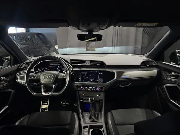 Audi RS Q3 Sportback 2.5 TFSI 400 cv Quattro S tronic - Photo 2