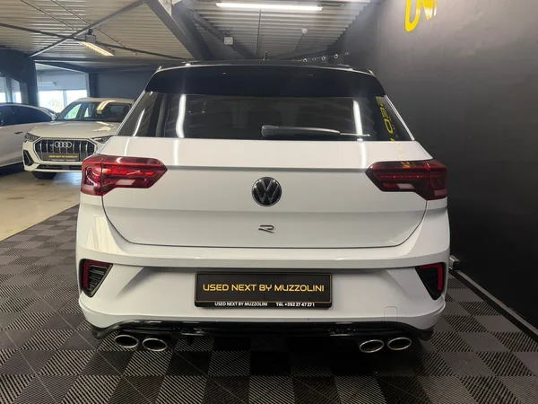 Volkswagen T-Roc R 4Motion 2.0 TSI 300cv CAMERA/PANO/ATTELAGE - Photo 3