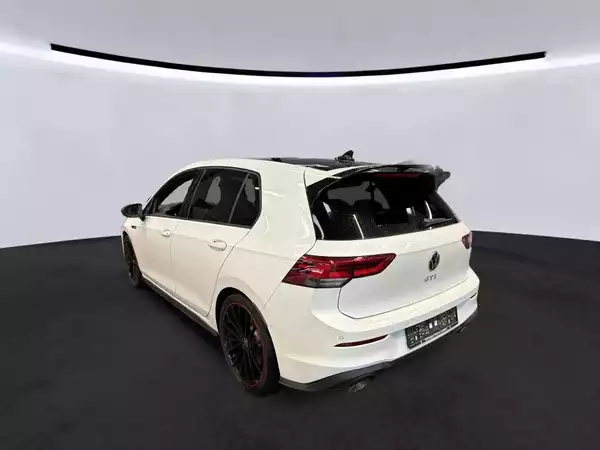 Volkswagen Golf GTI GTI CLUBSPORT 2.0 TSI 301 CV DSG7 - Photo 3