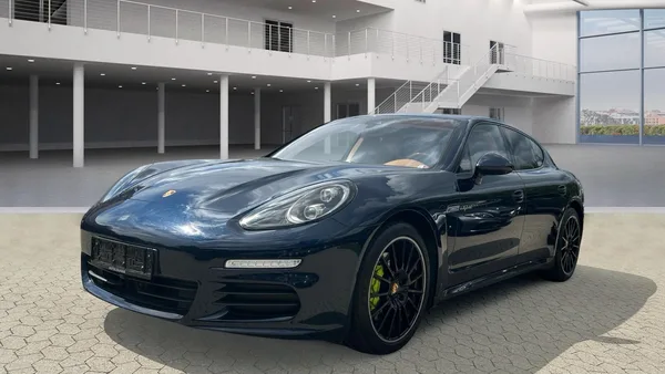 Porsche Panamera 3.0 S HYBRID - Photo 1