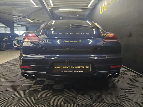 Porsche Panamera 3.0 S HYBRID - Photo 3