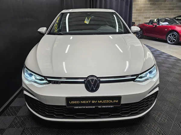 Volkswagen Golf GTD - Photo 2
