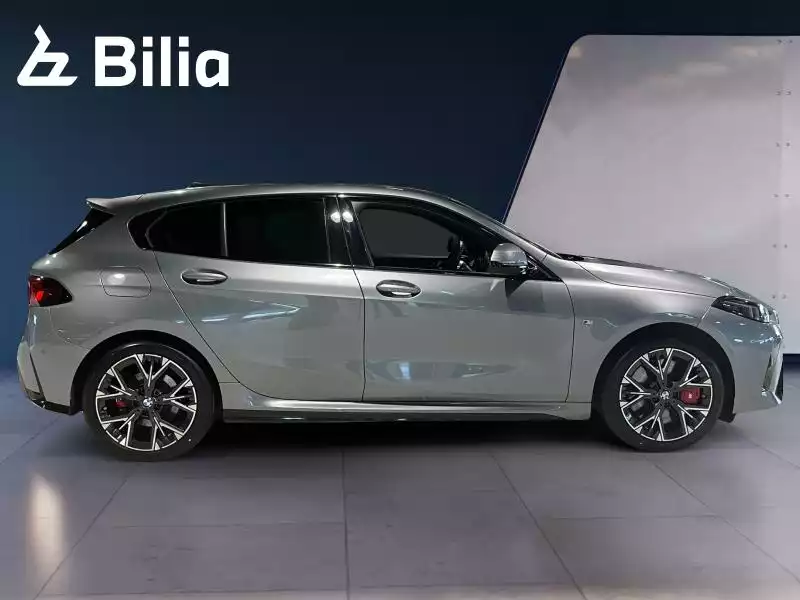 BMW 123 123i xDrive - Photo 1