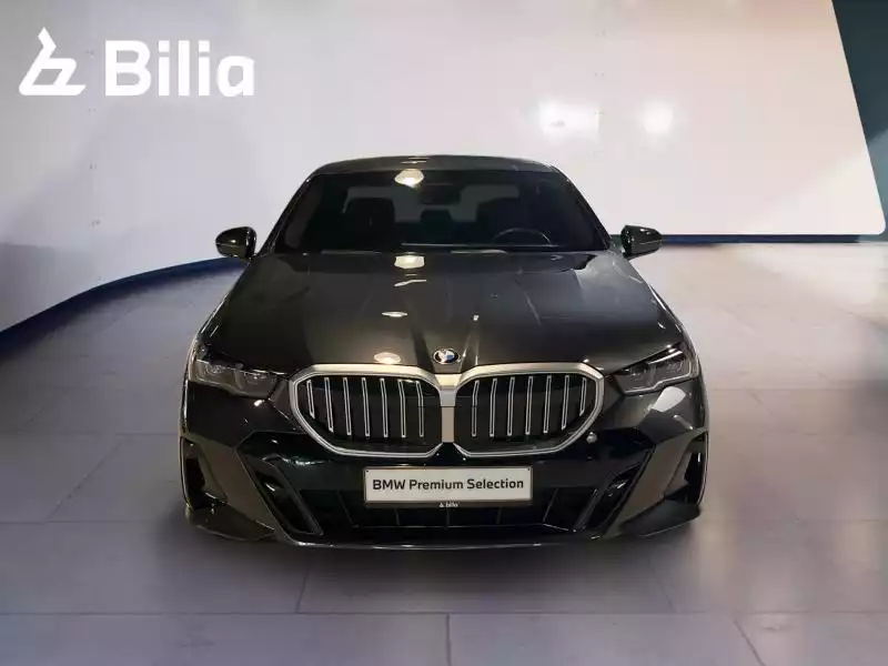 BMW 520 520d Berline M-sport - Photo 1