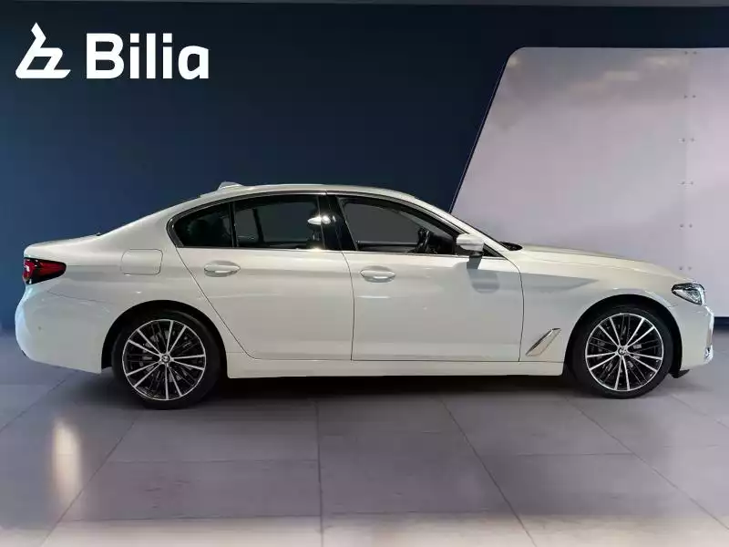 BMW 540 i xDrive luxury line - Photo 1