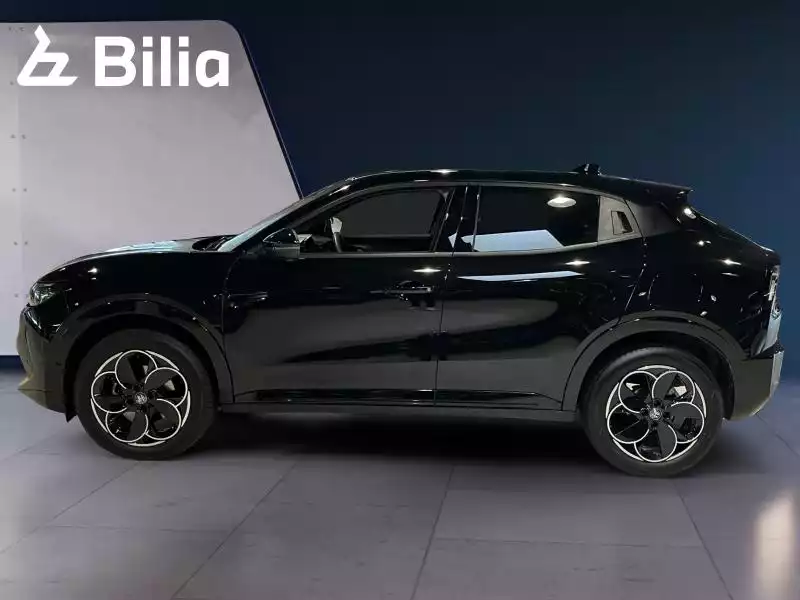 Alfa Romeo Junior 1.2 Hybrid 136 eDCT6 TI - Photo 1