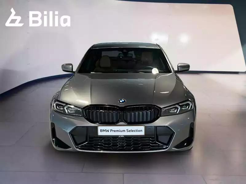 BMW 318 318i Berline M Sport - Photo 1