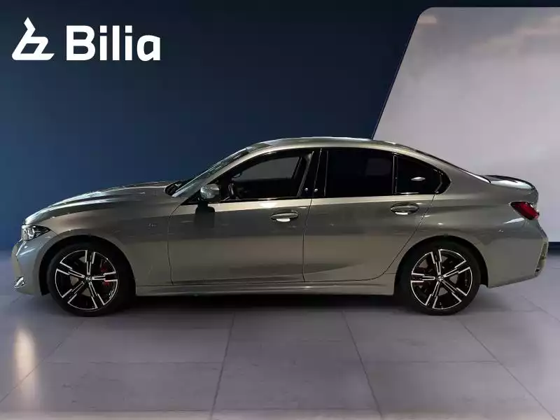 BMW 318 318i Berline M Sport - Photo 1