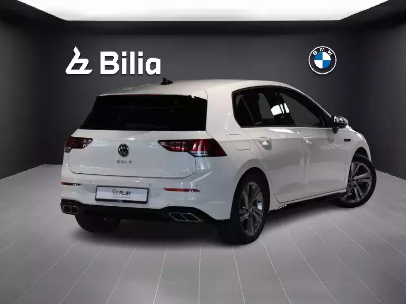 Volkswagen Golf VIII R-Line // 2023 - Photo 1