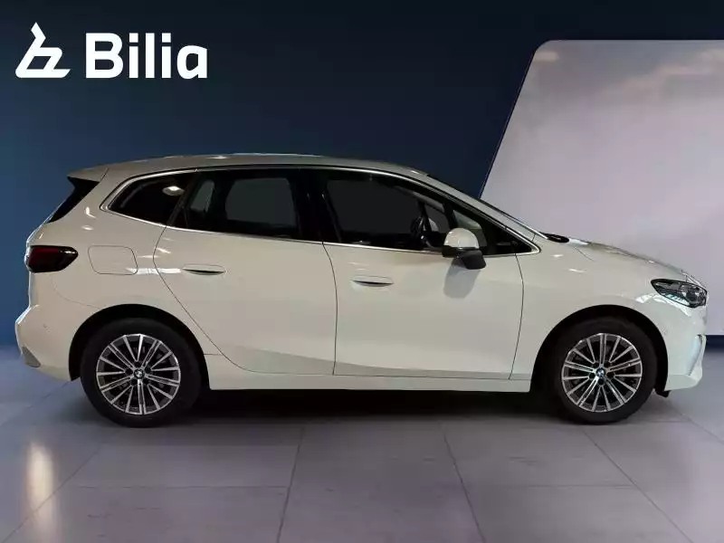 BMW 220 ActivTourer Luxury Line - Photo 1