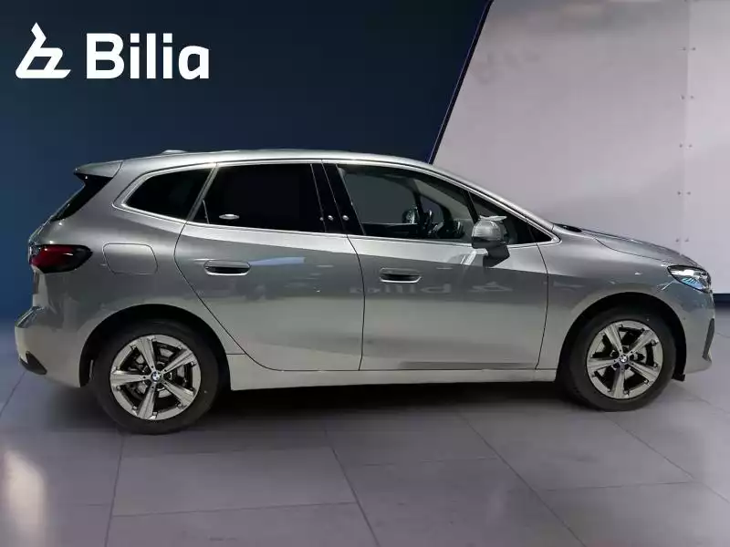 BMW 218 218i ActivTourer advantage - Photo 1