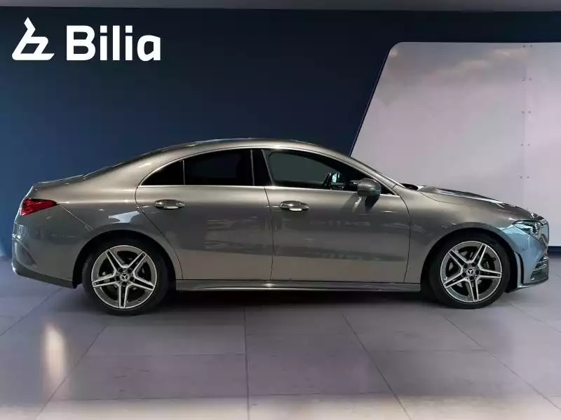 Mercedes-Benz CLA 180 cla 180 cdi amg - Photo 1