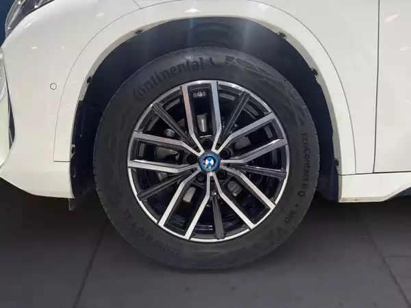 BMW iX1 ix1 M-Sport 20e - Photo 3