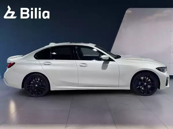 BMW 320 320d xDrive M-Sport - Photo 2