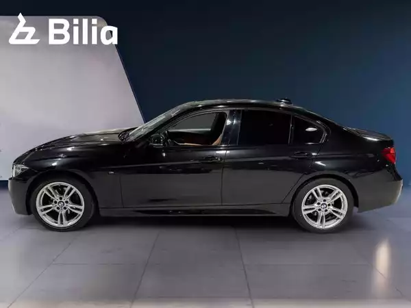 BMW 320 320d xdrive m-sport - Photo 2