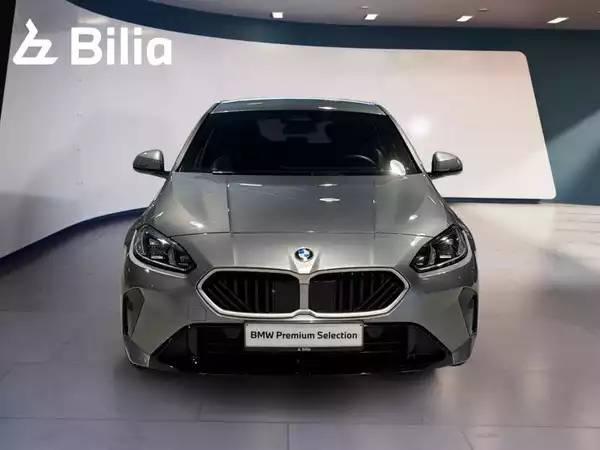 BMW 120 120I M-SPORT - Photo 2