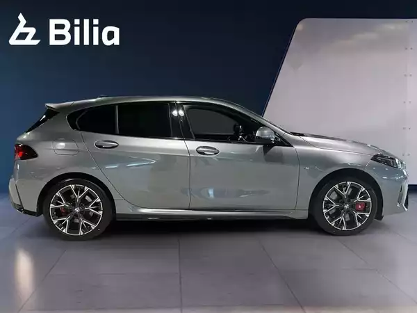 BMW 123 123i xDrive - Photo 2