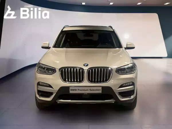 BMW X3 xDrive 20d xLine - Photo 2