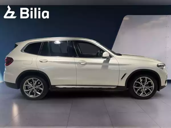 BMW X3 xDrive 20d xLine - Photo 2