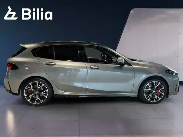 BMW 123 123i xDrive - Photo 2