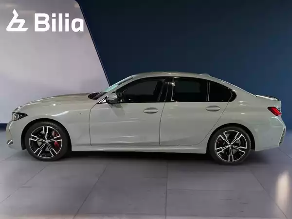 BMW 320 320i Berline M Sport - Photo 2