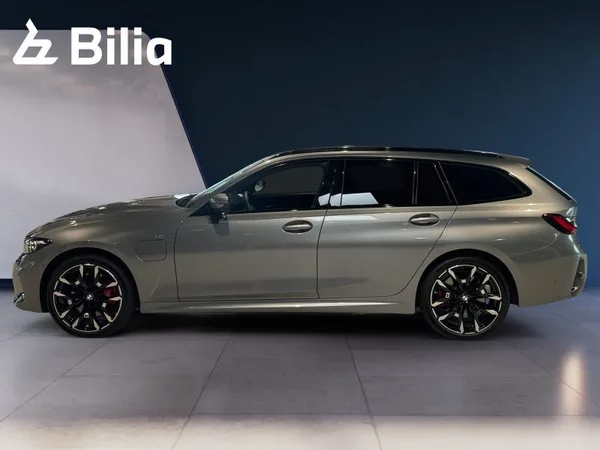 BMW 330 330e Touring M Sport - Photo 1