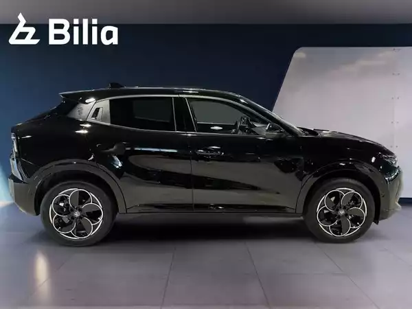 Alfa Romeo Junior 1.2 Hybrid 136 eDCT6 TI - Photo 3