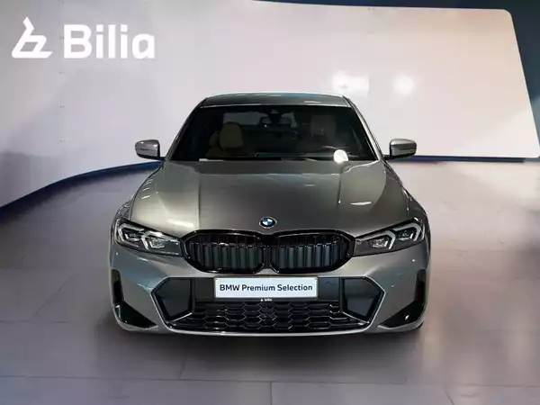 BMW 318 318i Berline M Sport - Photo 2