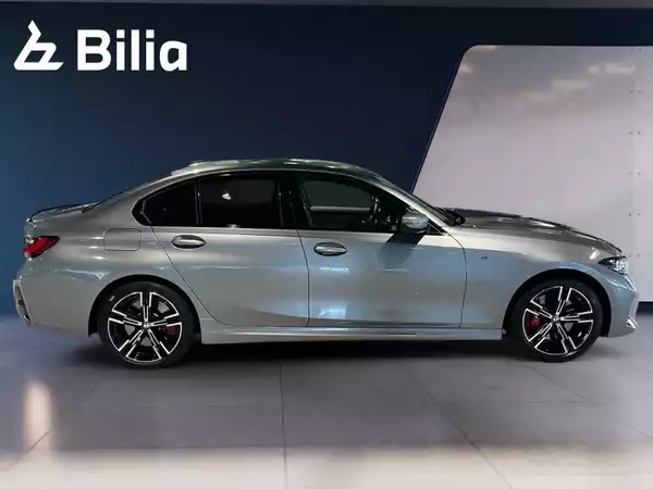 BMW 318 318i Berline M Sport - Photo 3