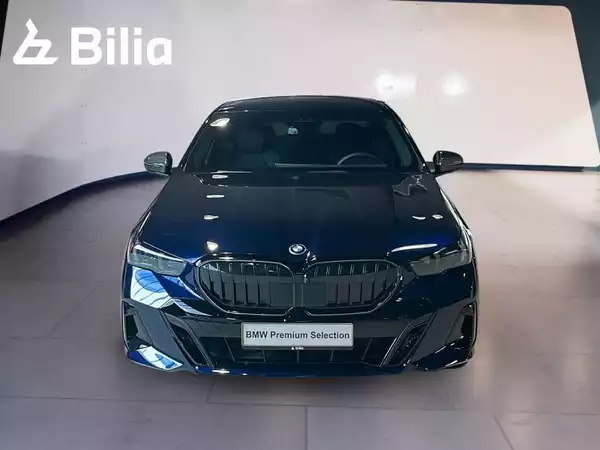 BMW 550 550e xDrive Berline - Photo 2