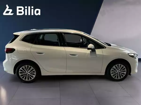 BMW 220 220i Active Tourer Luxury Line - Photo 3