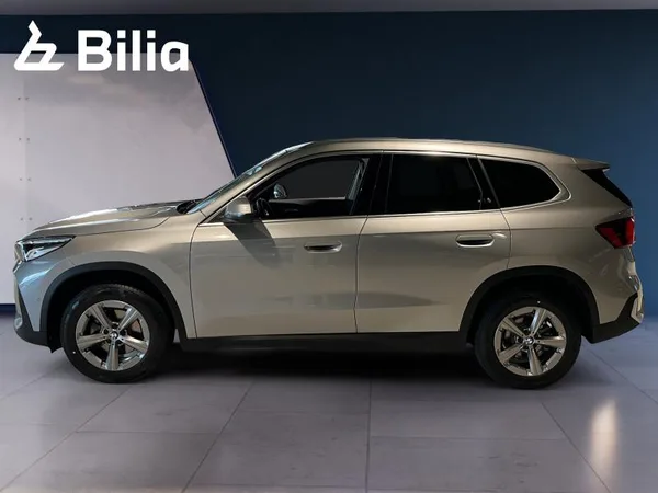 BMW X1 X1 sDrive18i - Photo 2