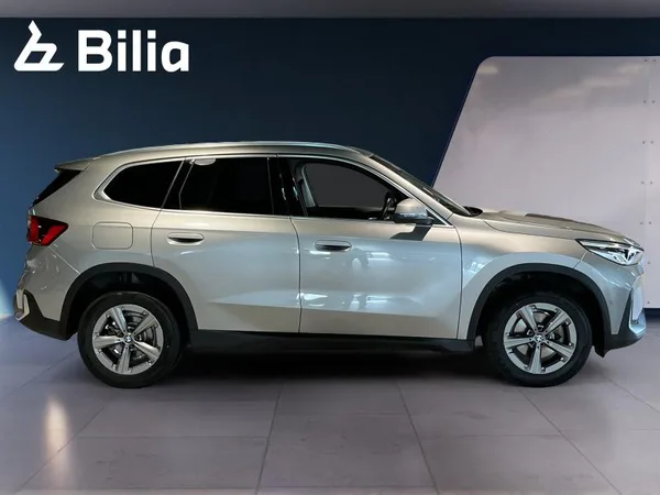 BMW X1 X1 sDrive18i - Photo 3