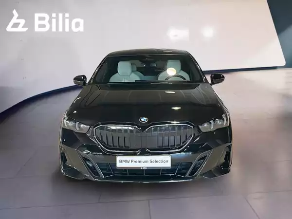 BMW 520 520i Berline M Sport - Photo 2