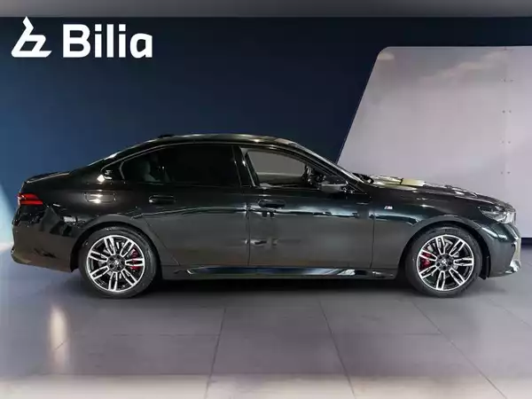 BMW 520 520i Berline M Sport - Photo 3