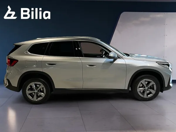 BMW X1 X1 sDrive18i - Photo 3