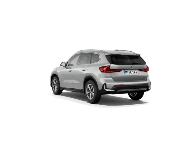 BMW X1 sDrive18i - Photo 3