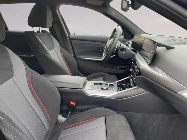 BMW 340 M340i xDrive Touring - Photo 3
