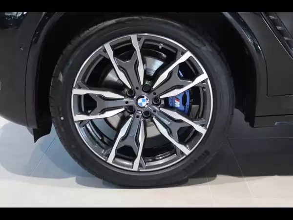BMW X3 M40d pack M 2023 - Photo 3