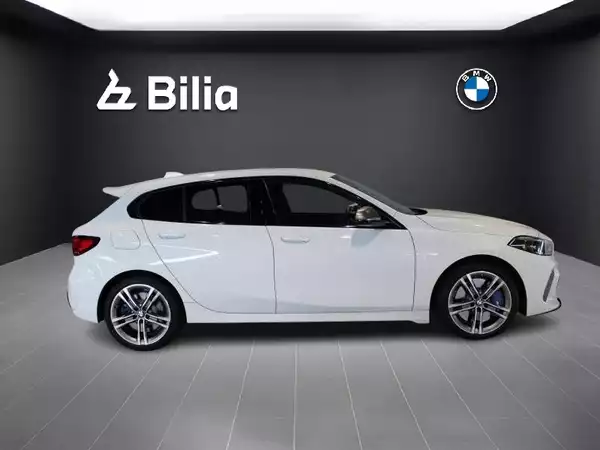 BMW 135 Mi xDrive - Photo 2
