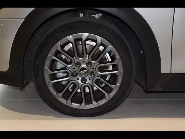 MINI Cooper C 2024 - Photo 3