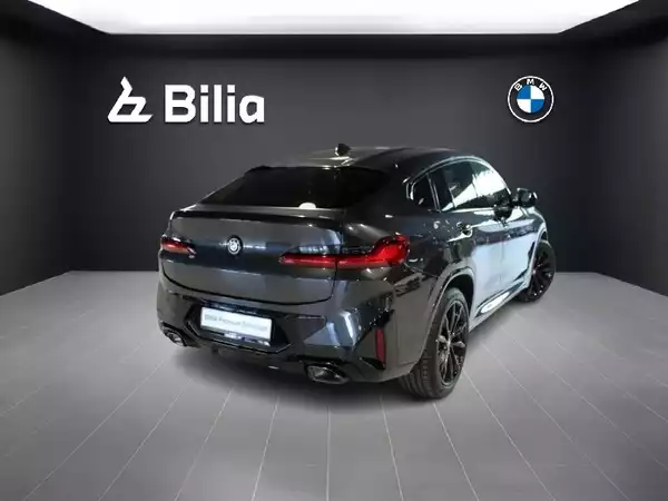 BMW X4 PACK M // 2023 - Photo 2