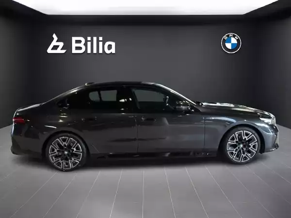 BMW 520 D xDrive - Photo 2