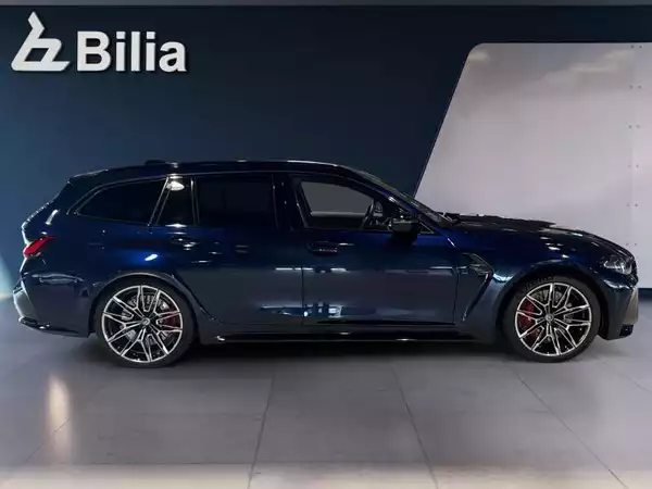 BMW M3 Competition M xDrive 2024 - Photo 2
