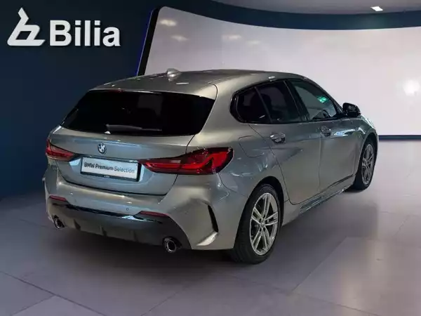 BMW 118 Pack M // 2023 - Photo 2