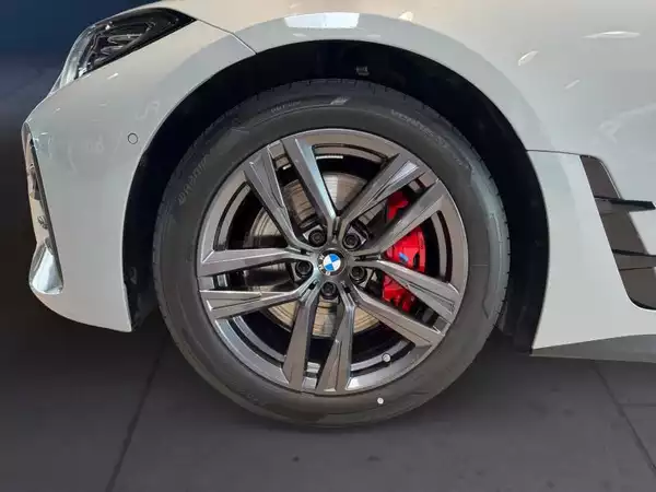 BMW 420 i 2024 - Photo 3