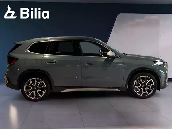 BMW iX1 xDrive30 2023 xline - Photo 2