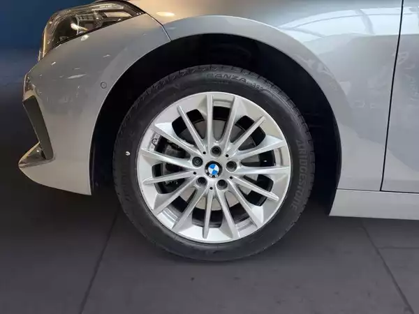 BMW 118 118i advantage - Photo 3