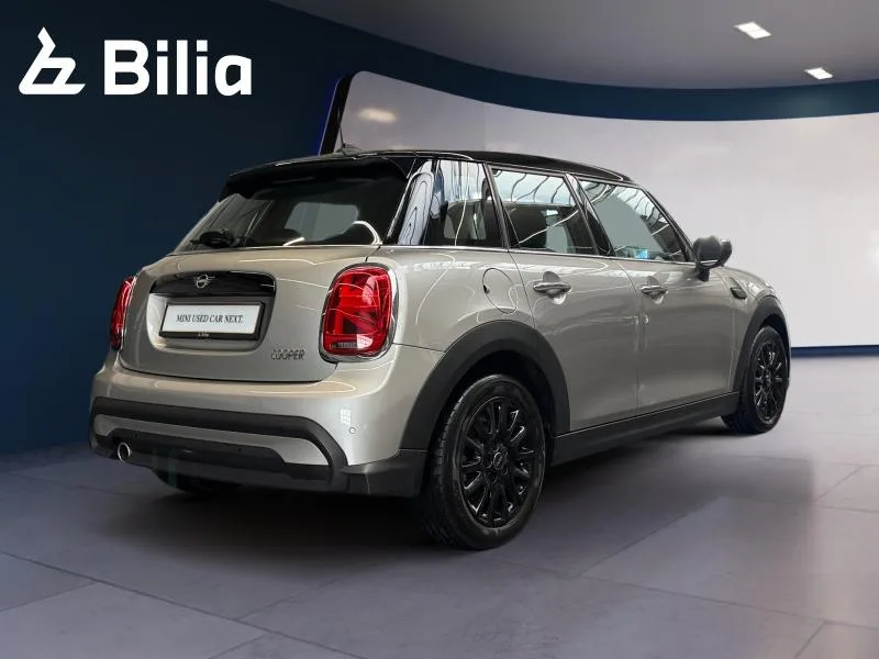 MINI Cooper Cooper Hatch 5 portes - Photo 1